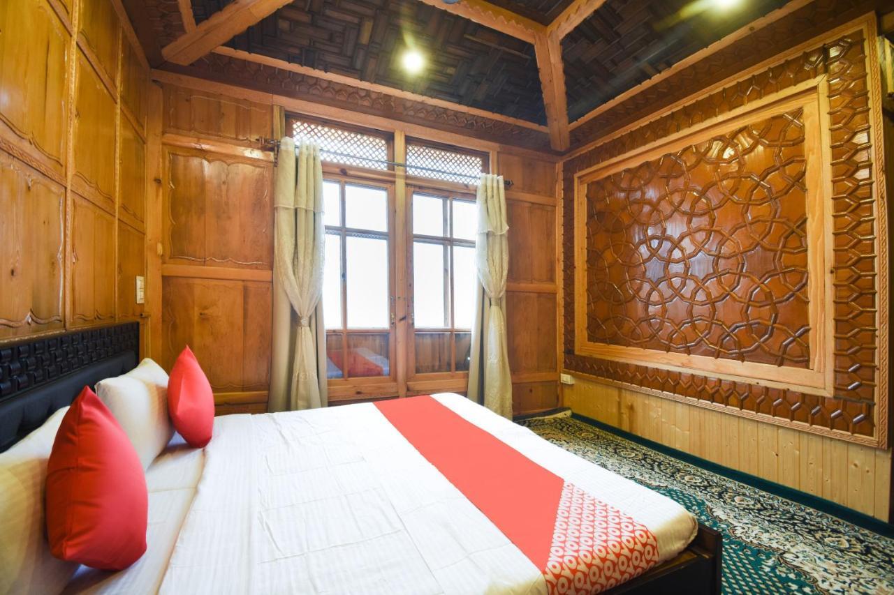 Oyo 66637 Merlin Group Of Houseboats Hotel Srinagar  Exterior photo